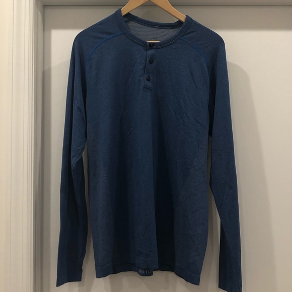 lululemon athletica Other - Men’s long sleeve lululemon shirt
